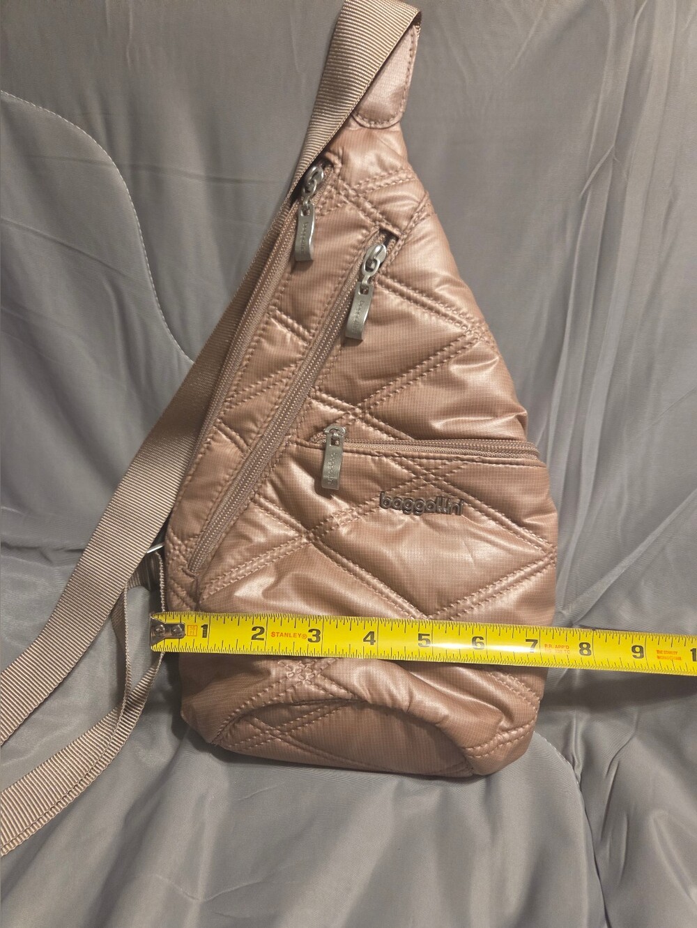Brand New Baggallini Quilted Sling Crossbody in Soft Metallic Blush, No Tags .